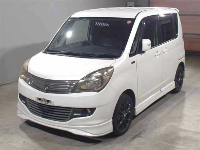 SUZUKI SOLIO 2013