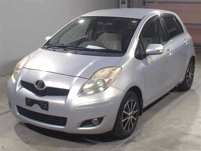 TOYOTA VITZ 2009