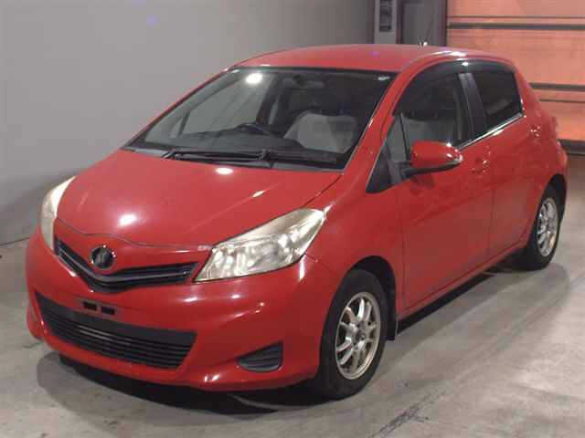 TOYOTA VITZ 2011