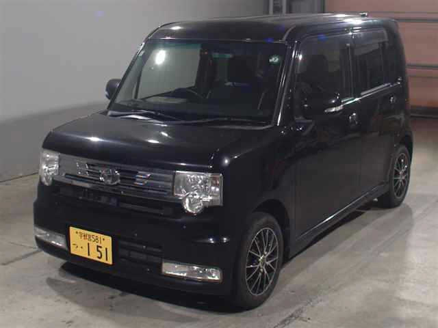 TOYOTA PIXIS SPACE 2013
