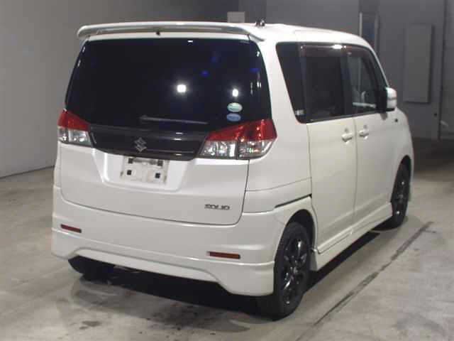 SUZUKI SOLIO 2013