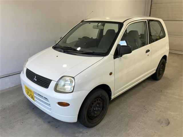 MITSUBISHI MINICA 2010