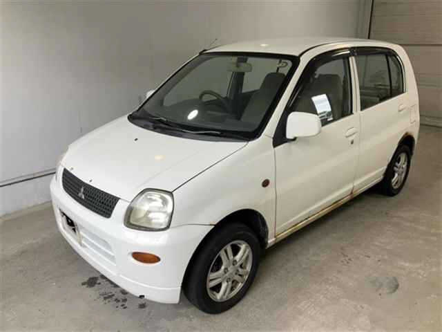 MITSUBISHI MINICA 2009