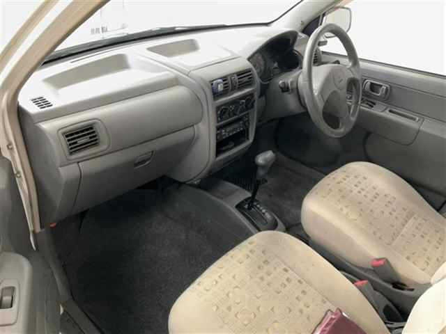 MITSUBISHI MINICA 2009