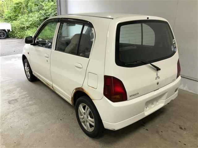 MITSUBISHI MINICA 2009