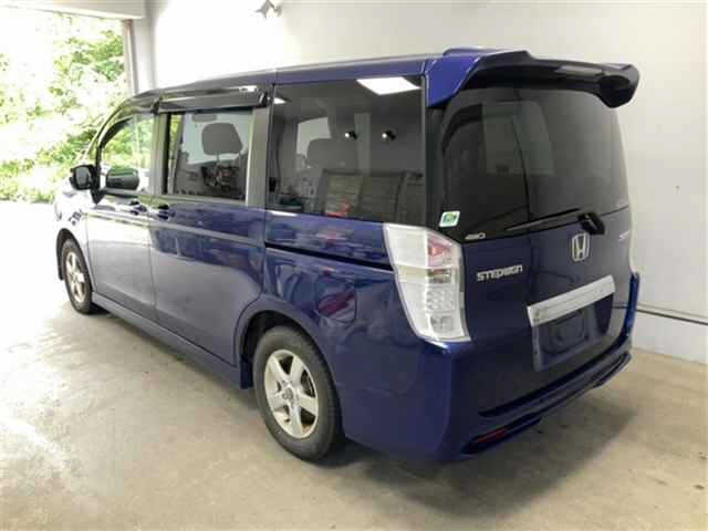 HONDA STEP WAGON 2009