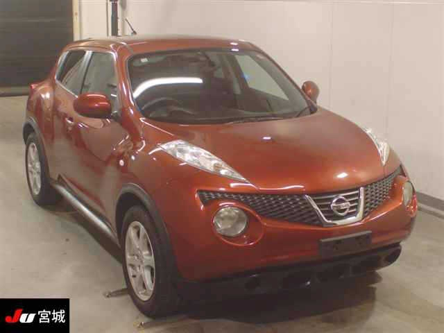 NISSAN JUKE 2011