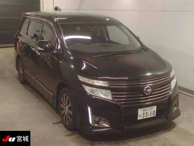 NISSAN ELGRAND 2013
