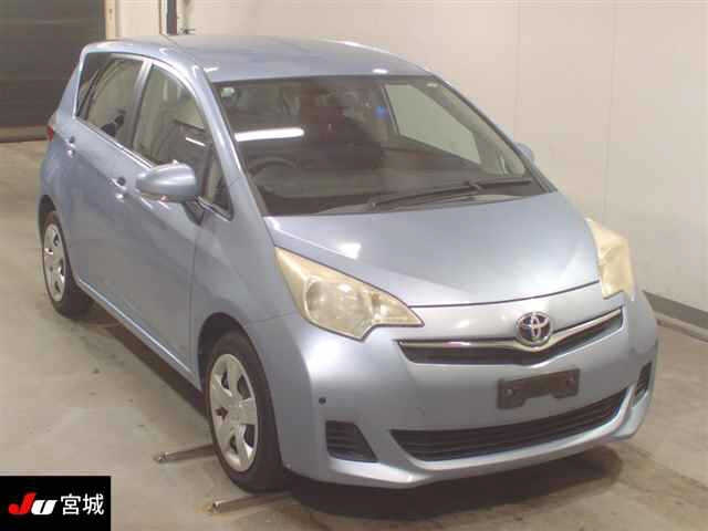 TOYOTA RACTIS 2011