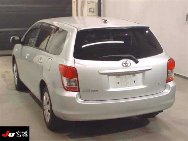 TOYOTA COROLLA FIELDER 2010