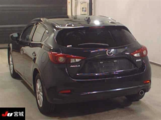 MAZDA AXELA 2016