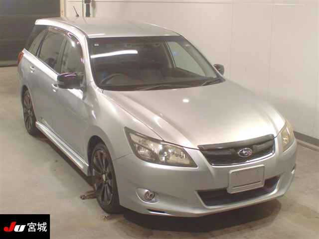SUBARU EXIGA 2014