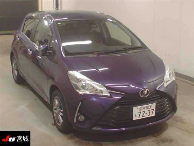 TOYOTA VITZ 2019