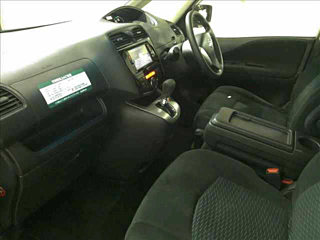 NISSAN SERENA 2014