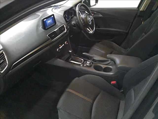 MAZDA AXELA 2016