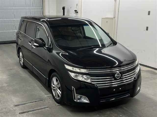 NISSAN ELGRAND 2011