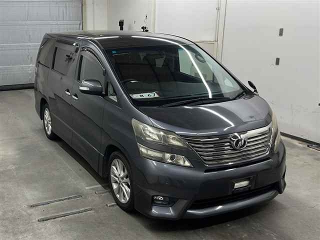 TOYOTA VELLFIRE 2010