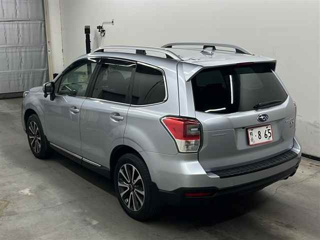 SUBARU FORESTER 2018