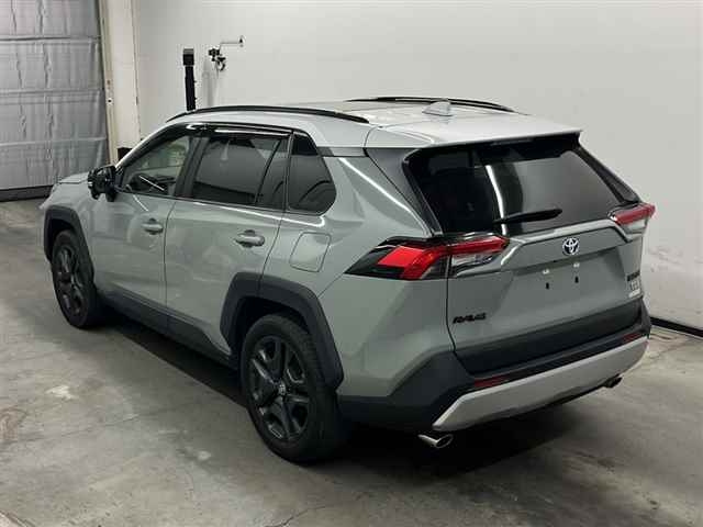 TOYOTA RAV4 2022