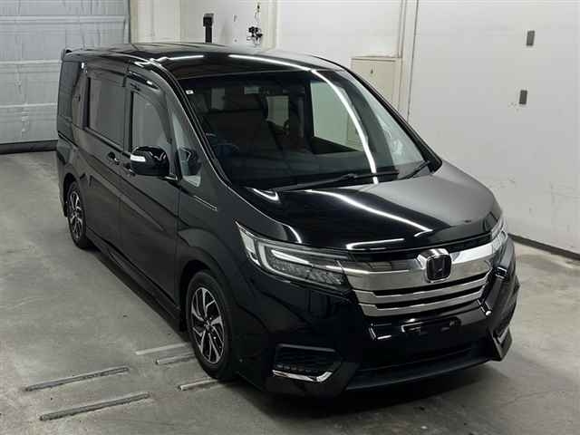 HONDA STEP WAGON 2017