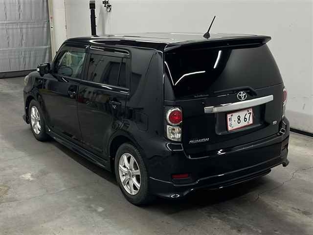 TOYOTA COROLLA RUMION 2010