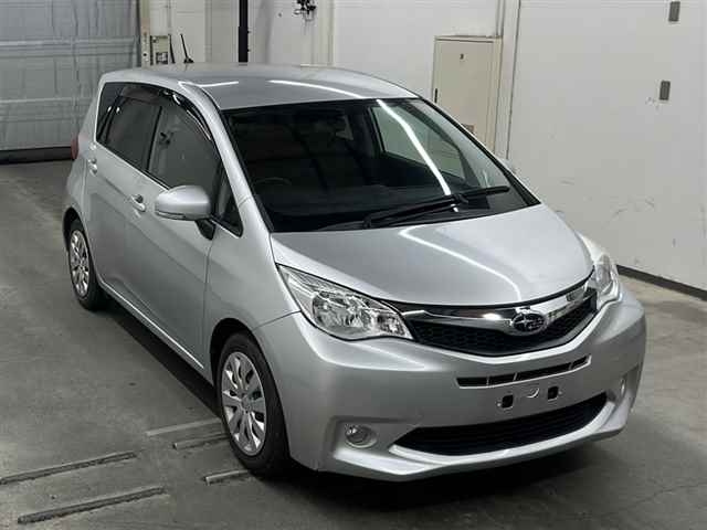 SUBARU TREZIA 2011