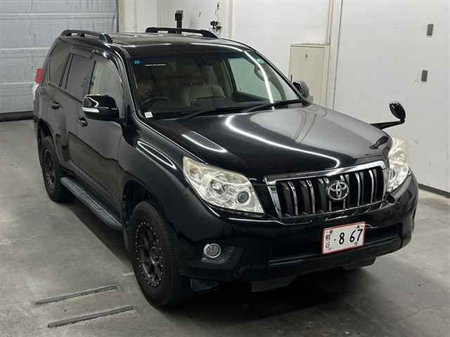 TOYOTA LAND CRUISER PRADO 2013