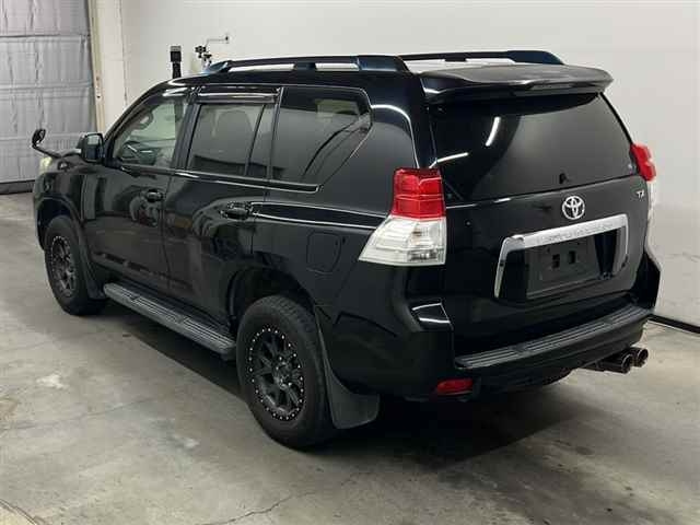 TOYOTA LAND CRUISER PRADO 2013