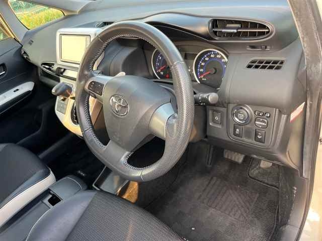 TOYOTA WISH 2017