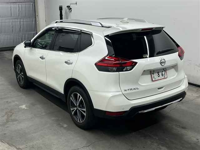 NISSAN X-TRAIL 2018