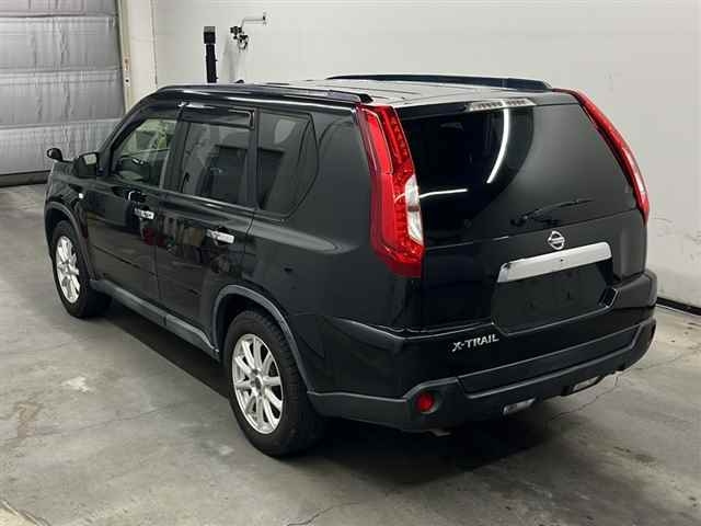 NISSAN X-TRAIL 2013