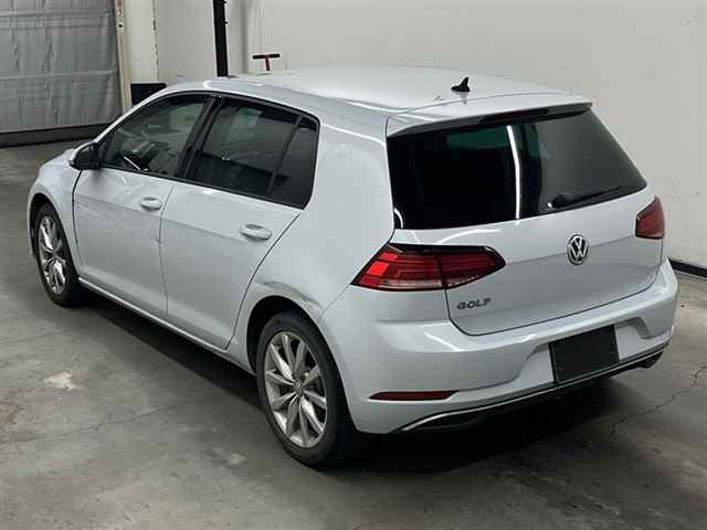 VOLKSWAGEN GOLF 2018