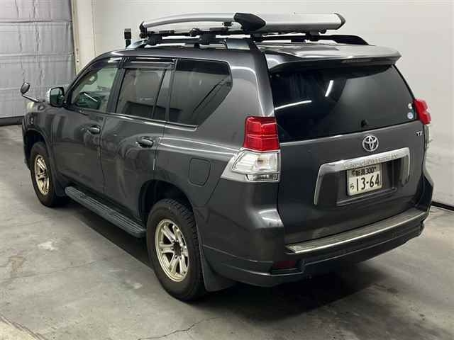 TOYOTA LAND CRUISER PRADO 2011