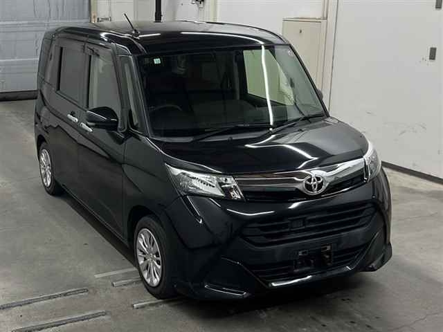 TOYOTA TANK 2016