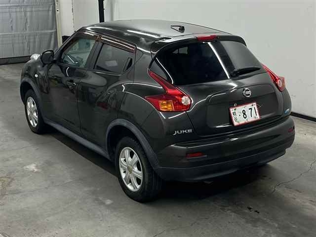NISSAN JUKE 2010