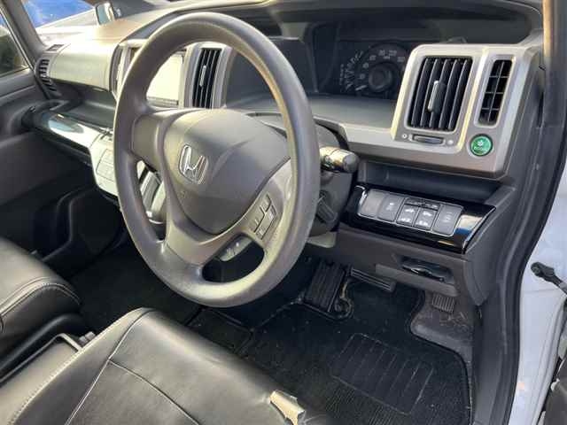 HONDA STEP WAGON 2012