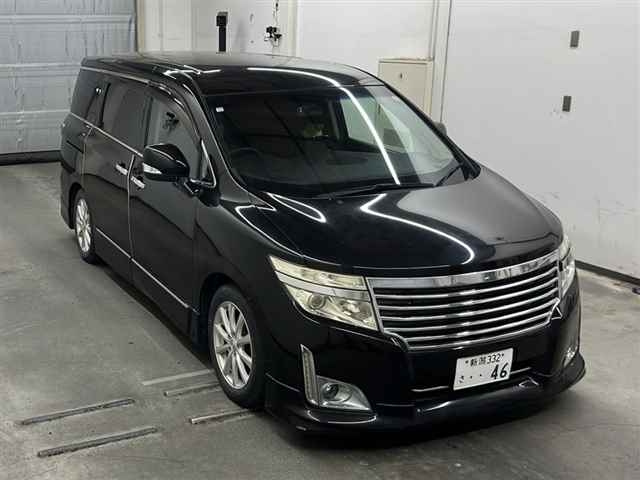 NISSAN ELGRAND 2011