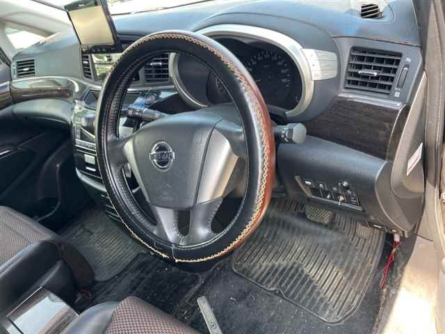 NISSAN ELGRAND 2011