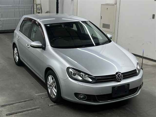 VOLKSWAGEN GOLF 2012