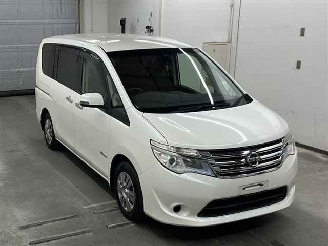 NISSAN SERENA 2014