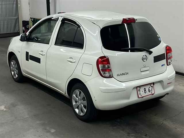 NISSAN MARCH 2011