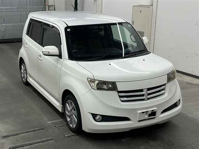 TOYOTA BB 2008