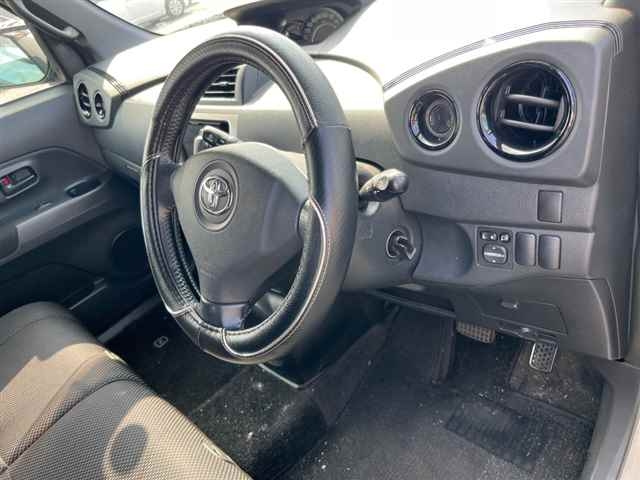 TOYOTA BB 2008