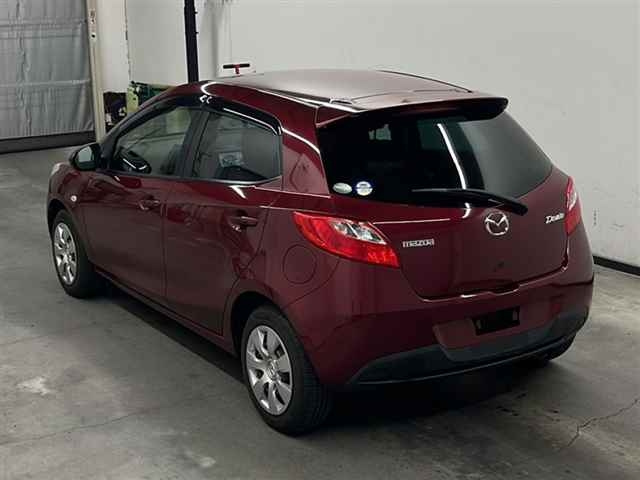 MAZDA DEMIO 2013