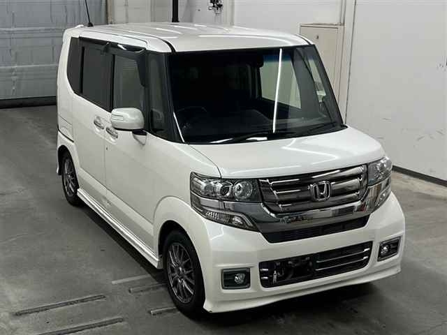 HONDA N BOX 2016