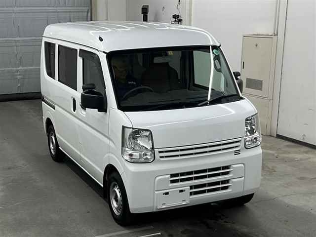 NISSAN CLIPPER VAN 2021