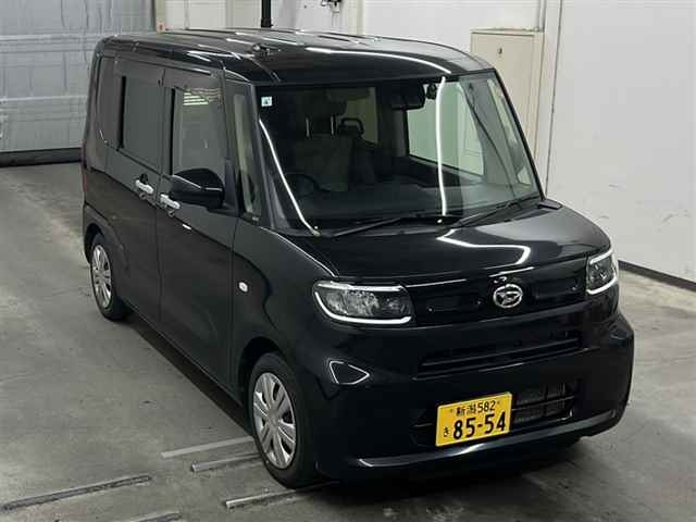 DAIHATSU TANTO 2021