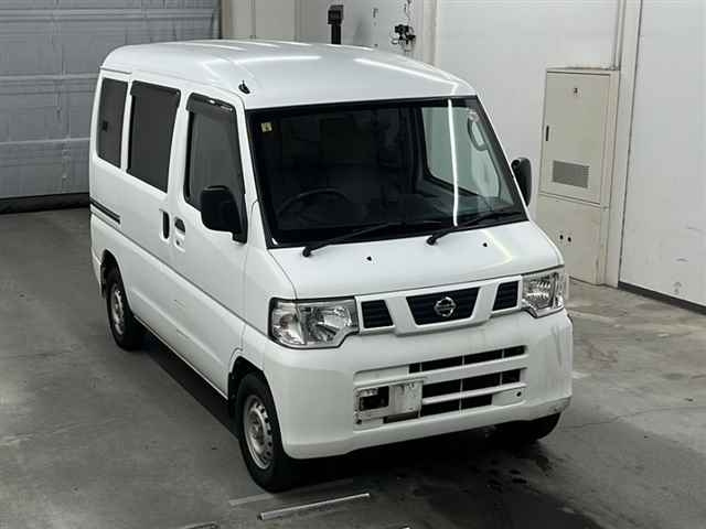 NISSAN CLIPPER VAN 2013