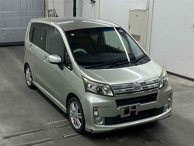 DAIHATSU MOVE 2013