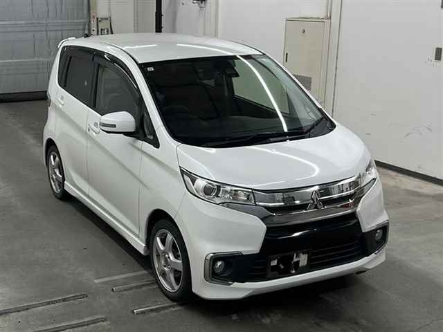 MITSUBISHI EK CUSTOM 2017